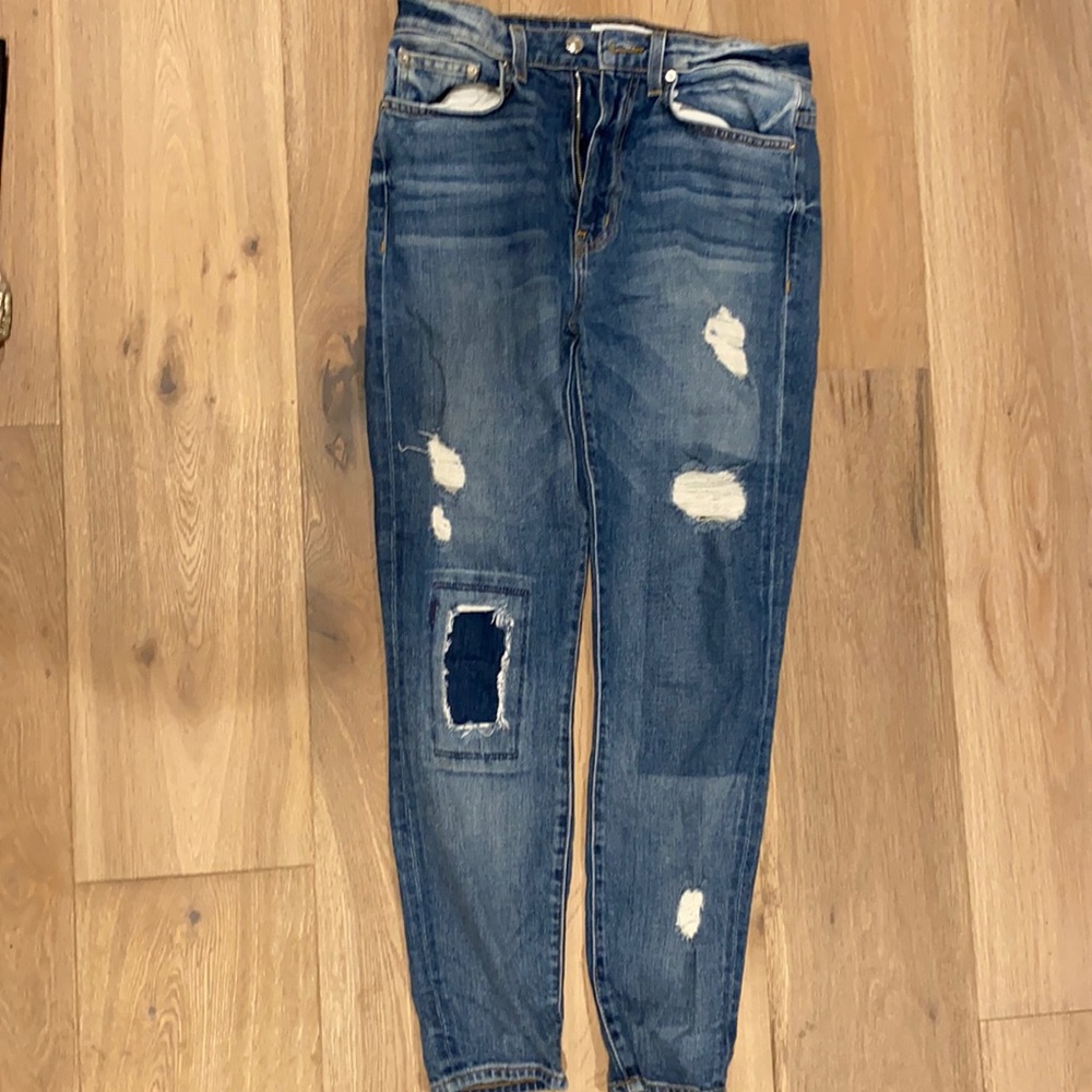 High waisted super cute torn jeans